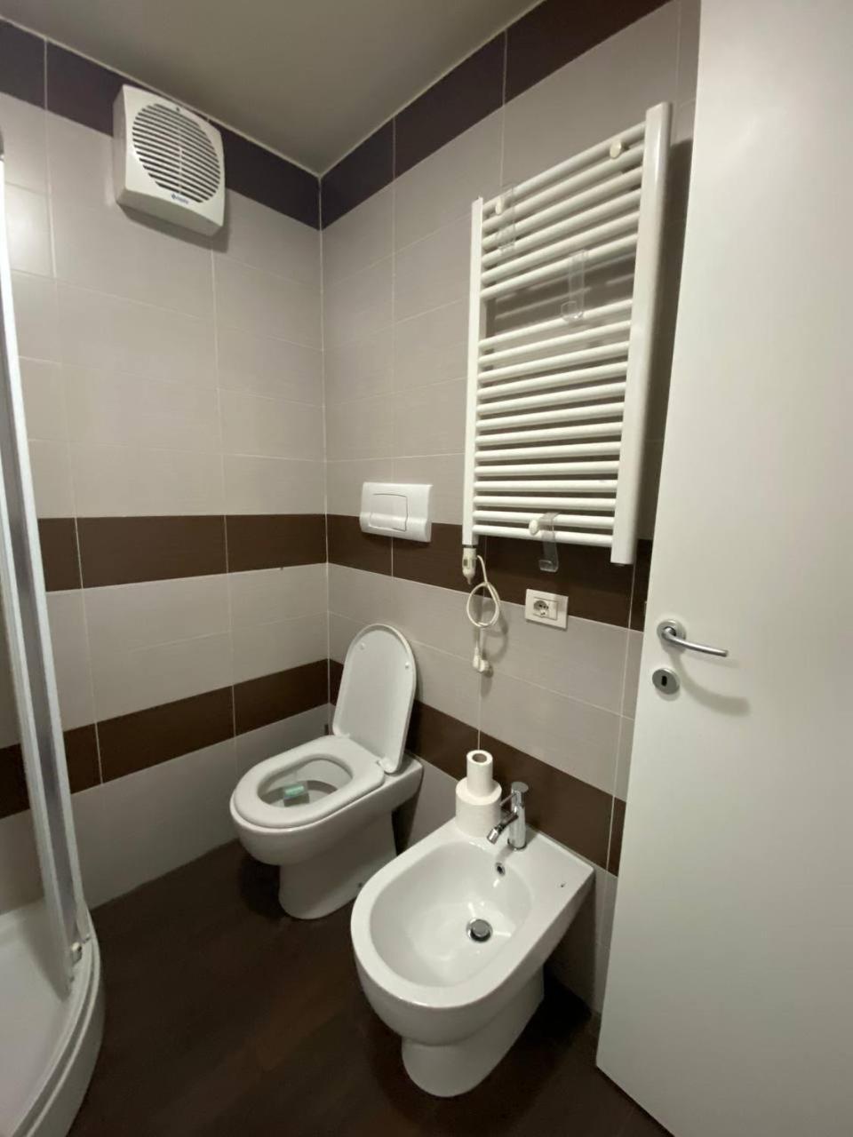 Strategico E Comodo: Bovisa Apartamento *